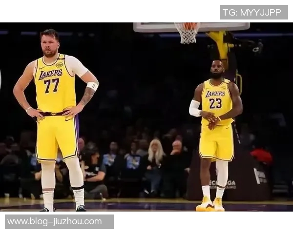 湖人次节遭遇惨败净负18分落后黄蜂9分詹姆斯仅得10分东契奇表现抢眼拿下19分